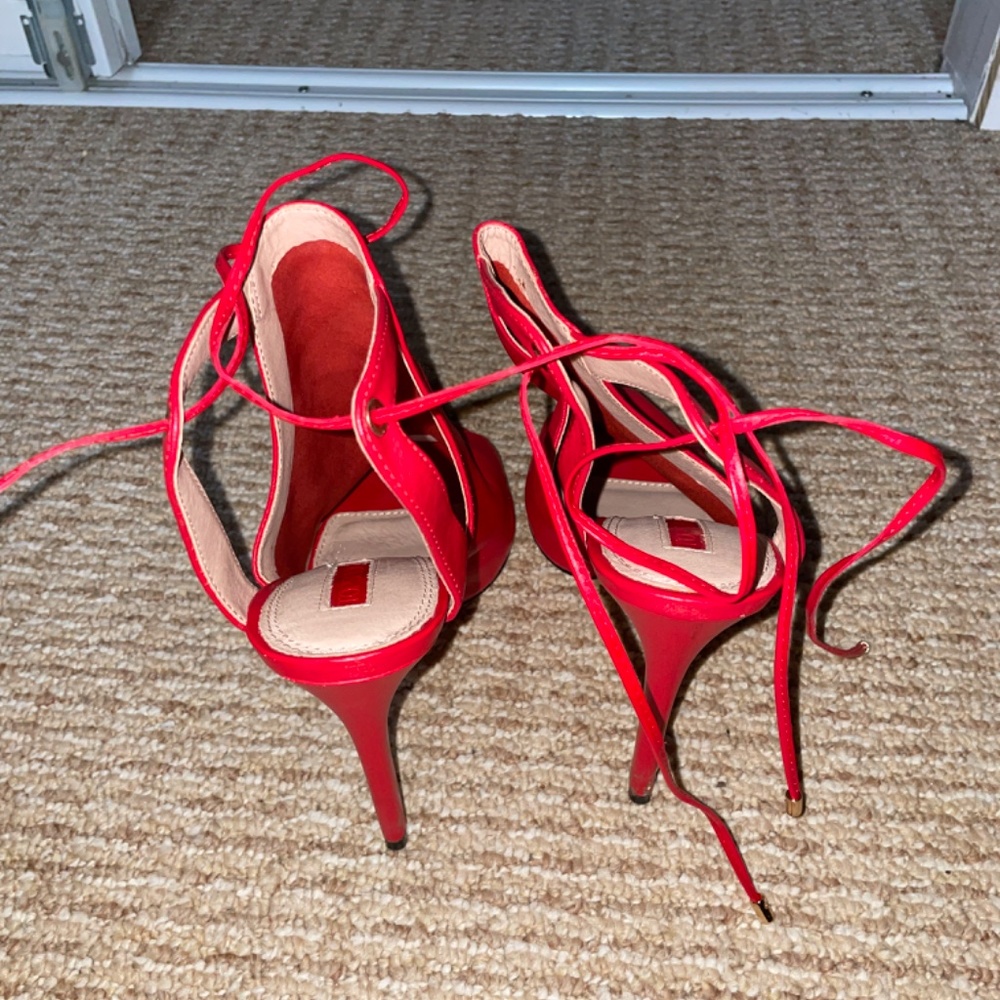 Red booties - Picture 3 of 4